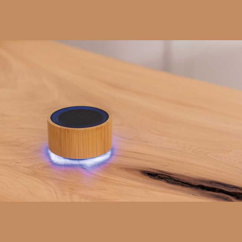 Reproduktor s bambusovým povrchom > béžová