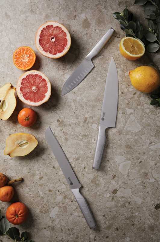 Nôž VINGA Hattasan Santoku > strieborná