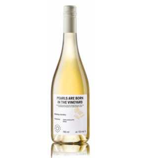 Karpatská perla-Šumivé víno /FRIZZANTE Rizling rýnsky/MVO,biele polosuché,12%,2024,(0,75l)