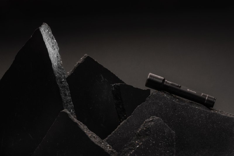 Veľké USB svietidlo Gear X z RCS recykl. hliníka > čierna