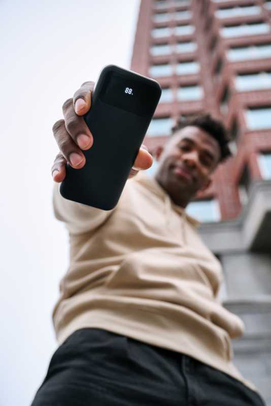 Powerbanka Turbopack 10000mAh s integr. káblami z RCS plastu > čierna