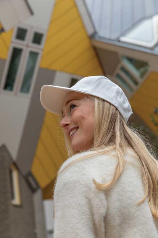 5 dielna šiltovka Impact z 280g recyklovanej bavlny AWARE > biela