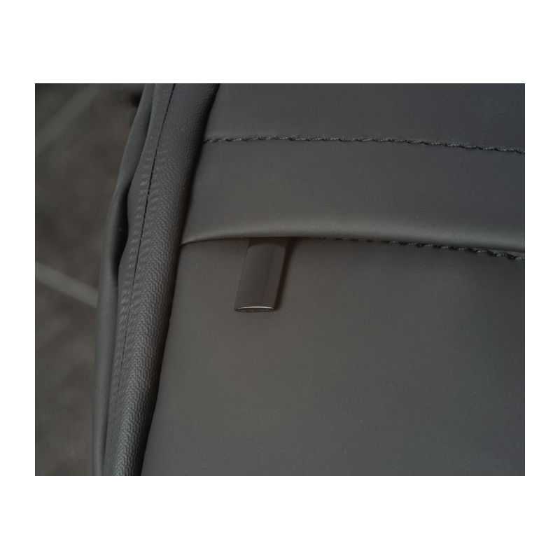 Ruksak CrisMa z umelej kože > čierna