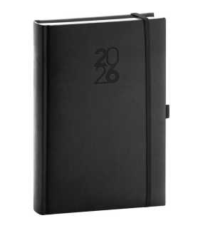 Diár (Aprint Top 2026) - 15 x 21 x 3 cm  > čierna > denný A5