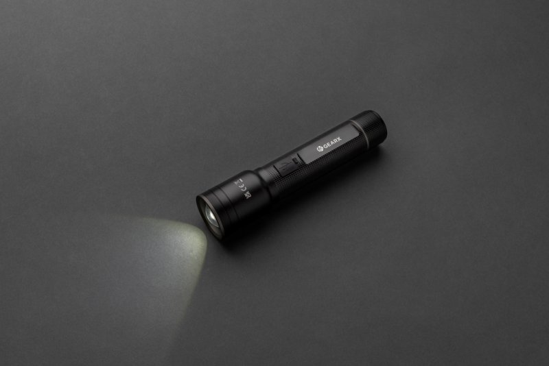 Profesionálne USB svietidlo Gear X z RCS recykl. hliníka > čierna