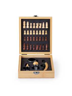 Šach so sadou na víno > viacfarebná