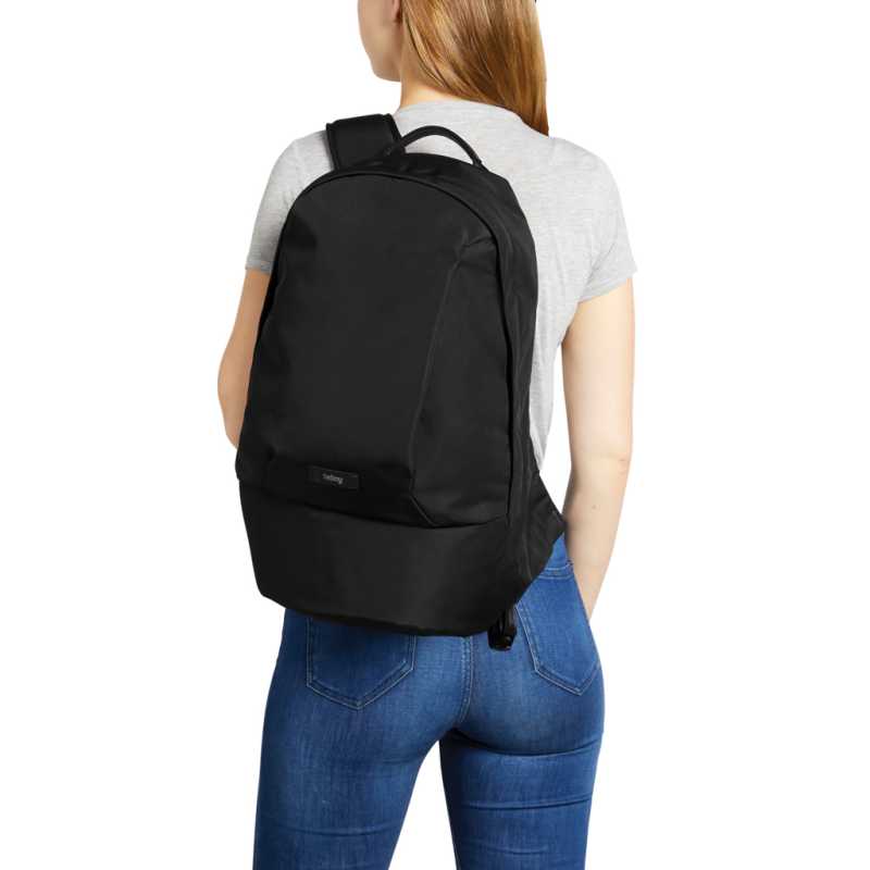 Bellroy Classic Backpack > čierna
