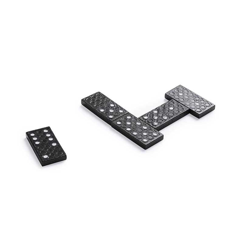 Domino > viacfarebná