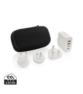 Cestovná nabíjačka TravelCharge Pro s USB C z RCS plastu > biela