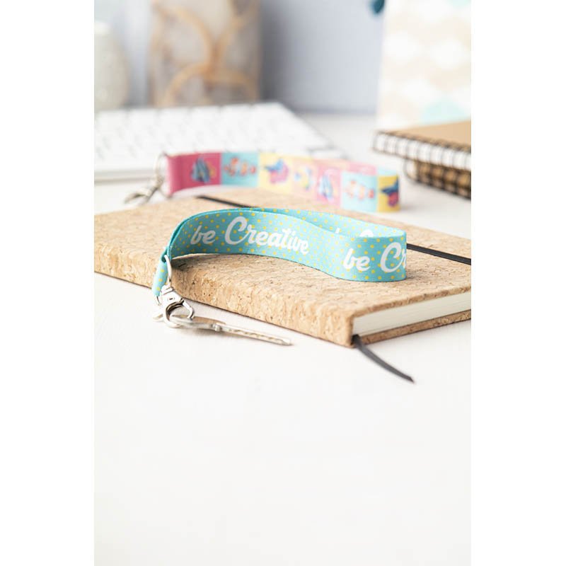 | Zákazkový prívesok na kľúče > biela