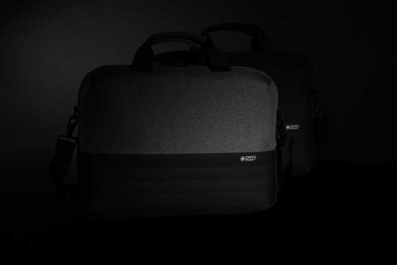 RFID taška na 15,6" notebook Swiss Peak z RPET AWARE > šedá