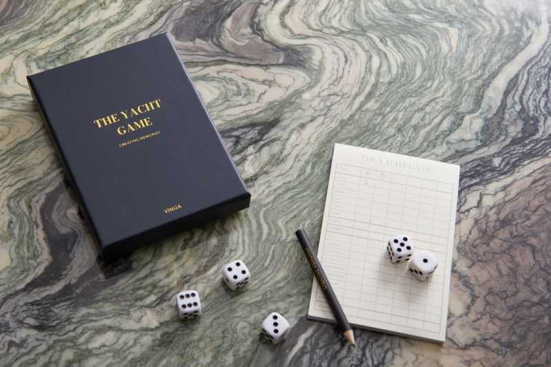 Stolová hra VINGA Yatzy > modrá (navy)