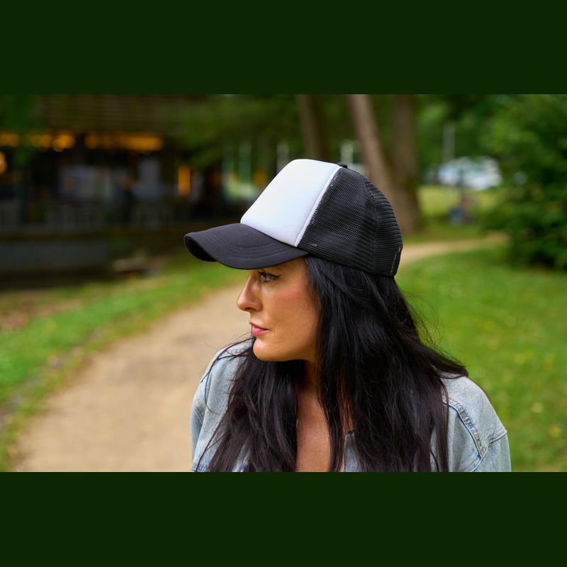 5-panelová šiltovka trucker Egmond > čierna