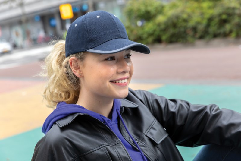 6 dielna kontrastná šiltovka Impact z 280g rec. Bavlny > modrá (navy)