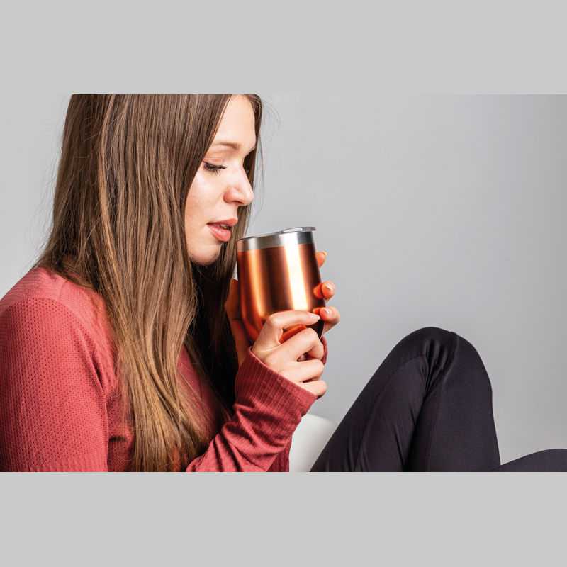 Dvojstenný pohár na pitie > červená