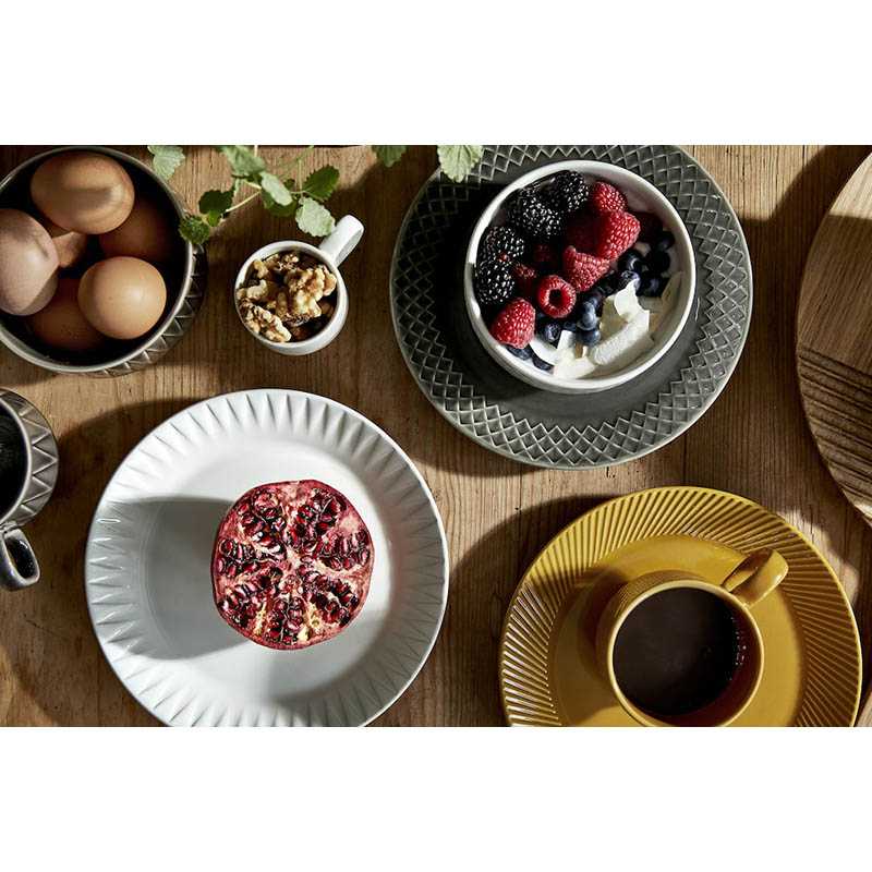 Podšálka (SAGAFORM) > biela