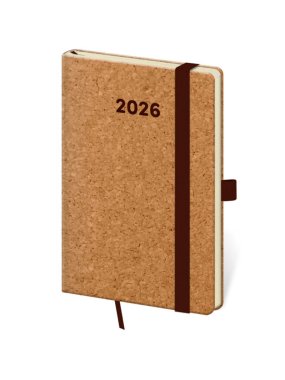 Diár s pútkom (Cork 2026) - 9 x 14 cm > hnedá > týždenný vreckový