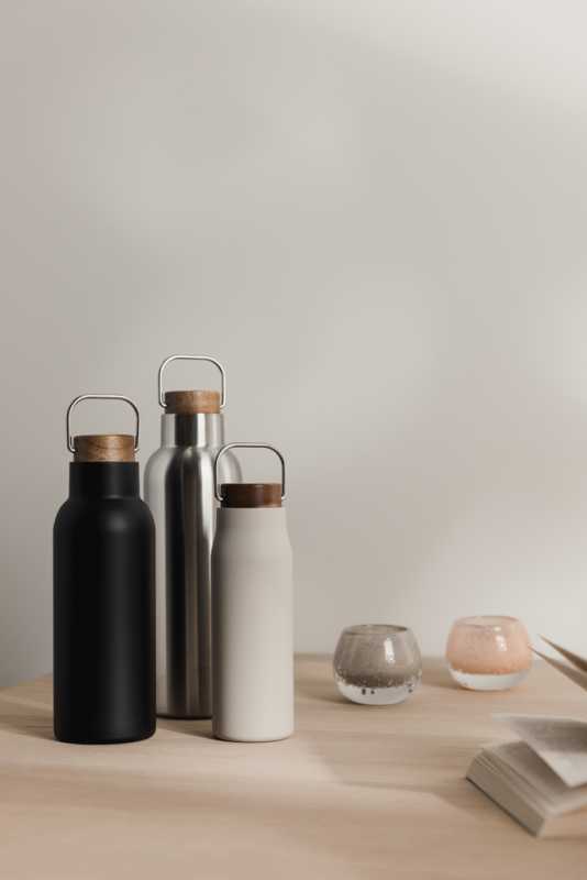 Termo fľaša VINGA Ciro 580ml z RCS recykl. ocele > čierna