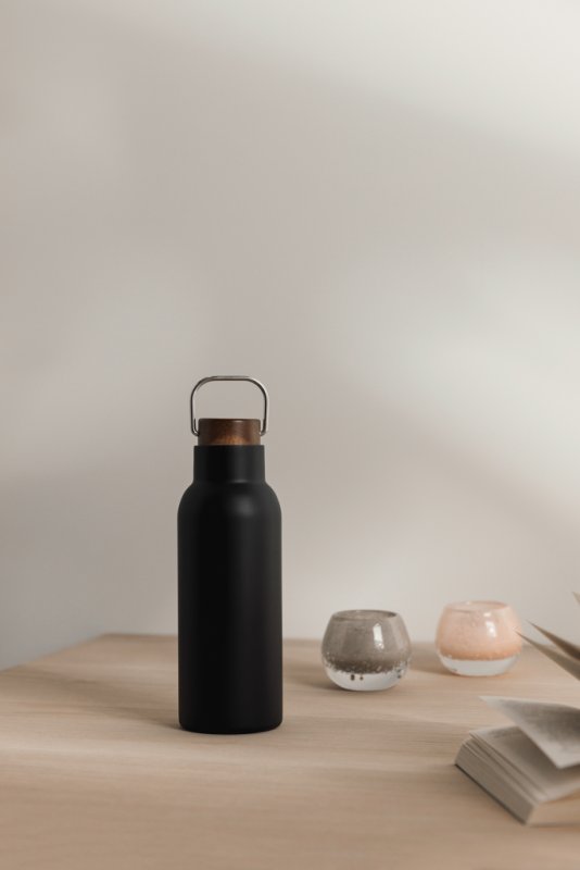Termo fľaša VINGA Ciro 580ml z RCS recykl. ocele > čierna
