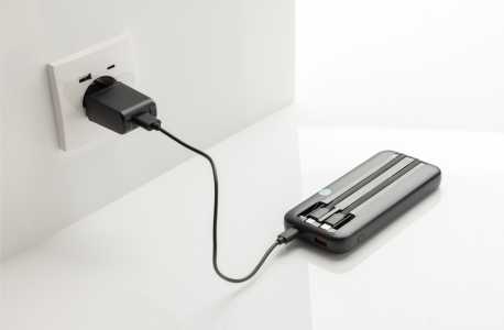 Powerbanka Turbopack 10000mAh s integr. káblami z RCS plastu > čierna
