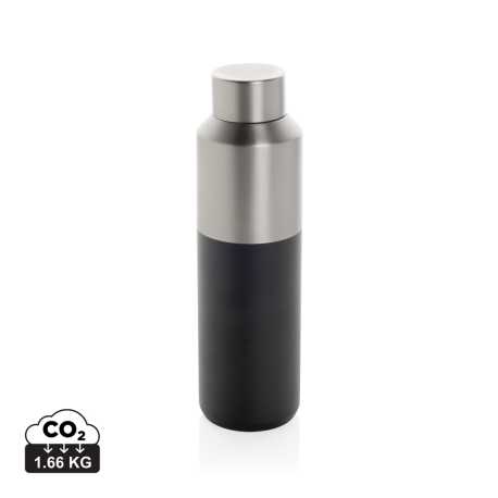 Fľaša na vodu Fluid 600ml z RCS recyklovanej ocele > čierna