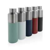 Fľaša na vodu Fluid 600ml z RCS recyklovanej ocele > modrá (navy)
