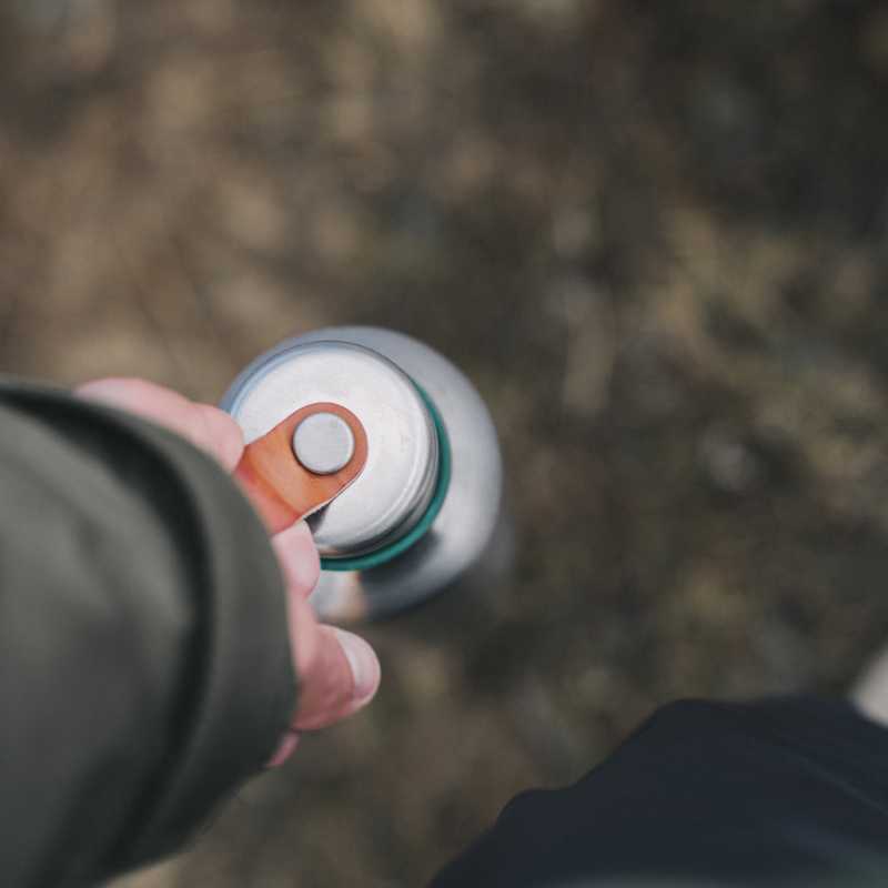 Malá termo fľaša na vodu 500 ml Black+Blum > tyrkysová