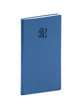 Diár (Essenza 2026) - 9 x 15,5 x 1 cm  > slivka > vreckový týždenný