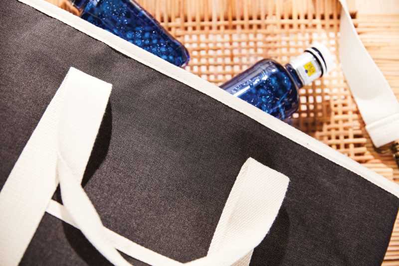 Chladiaca taška VINGA RPET Sortino > čierna