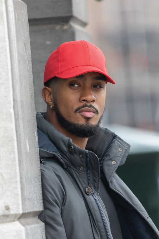 6 dielna šiltovka Impact z 280g recyklovanej bavlny AWARE > červená