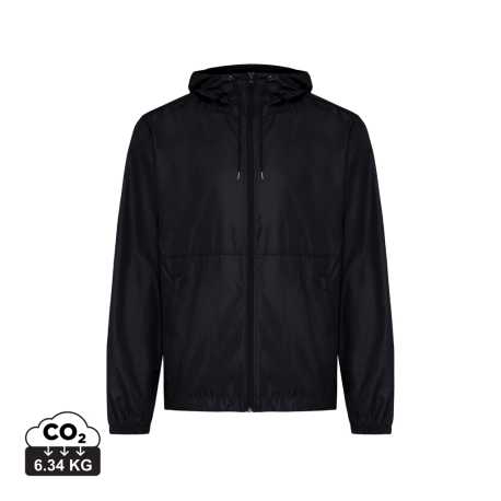 Ľahká bunda Iqoniq Logan z recykl. polyesteru > čierna > XL