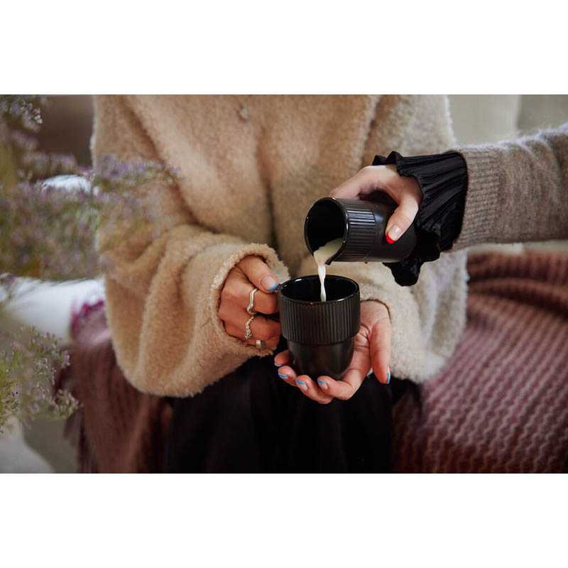 Džbán (SAGAFORM) > čierna